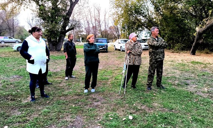 Выборы старосты. Лазоревский холм Хлебновка. Болоковец в село Хлебновку пртвет.