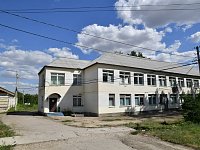 Валерий Радаев поставил задачи по ремонтно-строительным работам в Ершовской центральной районной больнице