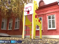 Завершается реализация депутатского проекта Вячеслава Володина по ремонту дворов в школах и детских садах