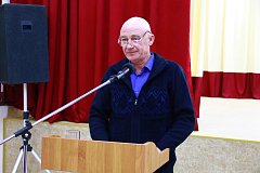 Глава района провел встречу с жителями с.Курдюм