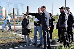 Глава Татищевского района П.В.Сурков посетил фОК «Энергия», на территории которого уже начаты работы по строительству 3D-забора