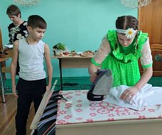 Соревнования  окружных этапов конкурса «А ну-ка, девушки!» в Татищевском районе