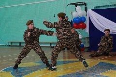 В р.п. Татищево состоялся финальный этап военно-спортивного конкурса "А ну-ка, парни!"