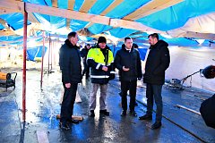  Губернатор Р.В.Бусаргин посетил Татищевский район  для ознакомления с ходом работ  по строительству путепровода  в р.п. Татищево