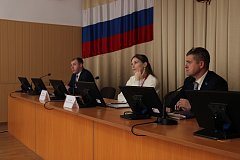 Представители Саратовского областного филиала Государственного фонда «Защитники Отечества». ответили на вопросы жителей