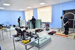 Валерий Радаев осмотрел новые мастерские Worldskills в Саратовском политехническом колледже