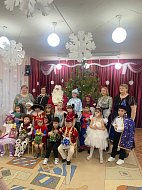 Новогодние праздники в детских садах и школах: радость, веселье и ожидание чудес